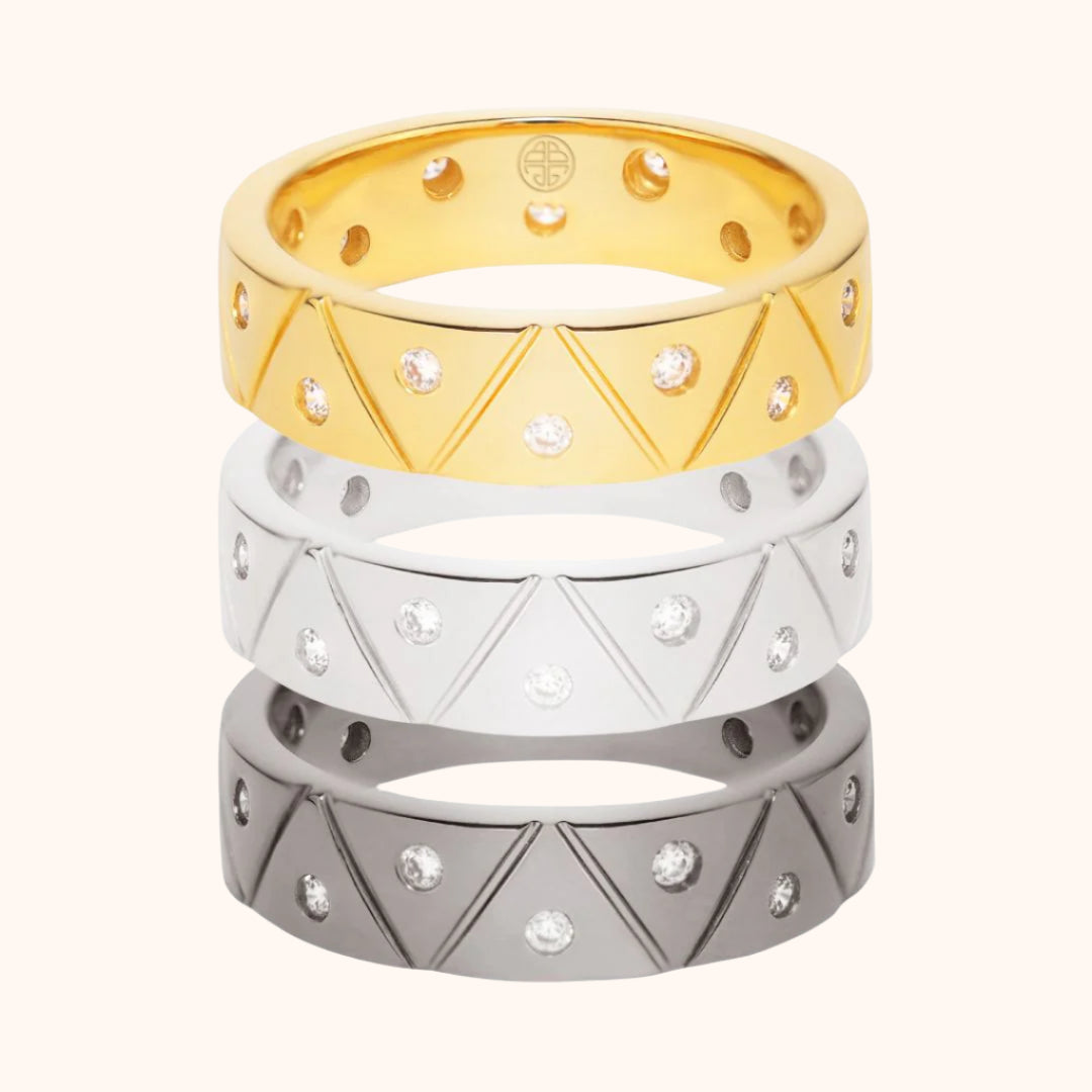 Light Serenity Ring - Gold